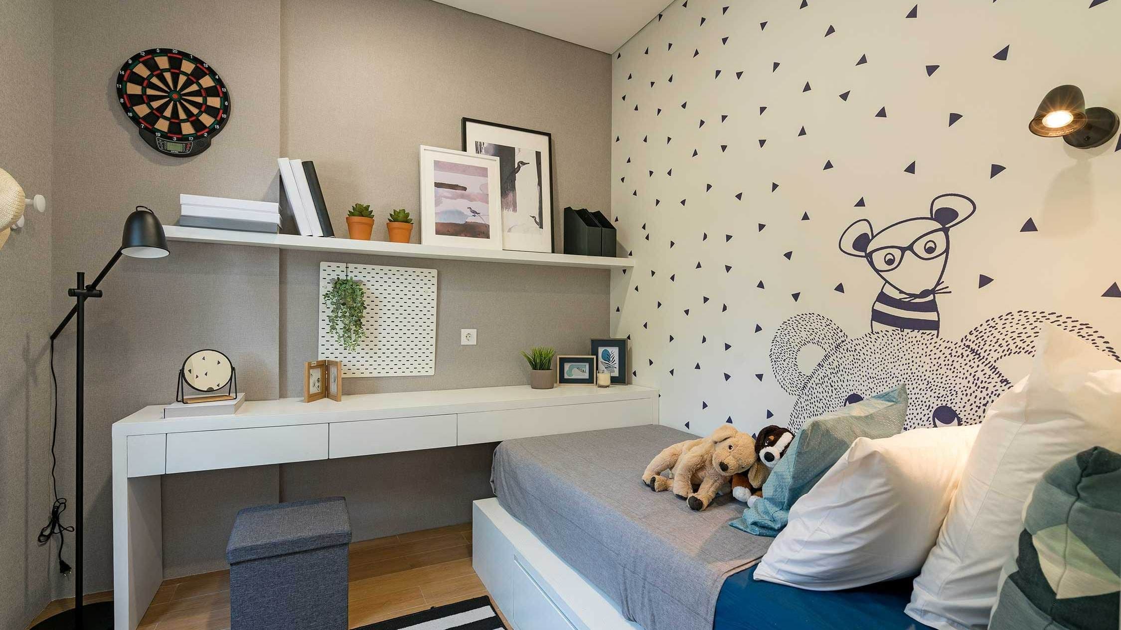 cozmohouse-bedroom-2.jpg